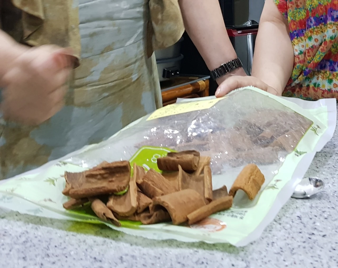 0_2f7Ud018svcdc7h21iafwvl_bnmutt.jpg?type=e1920_std