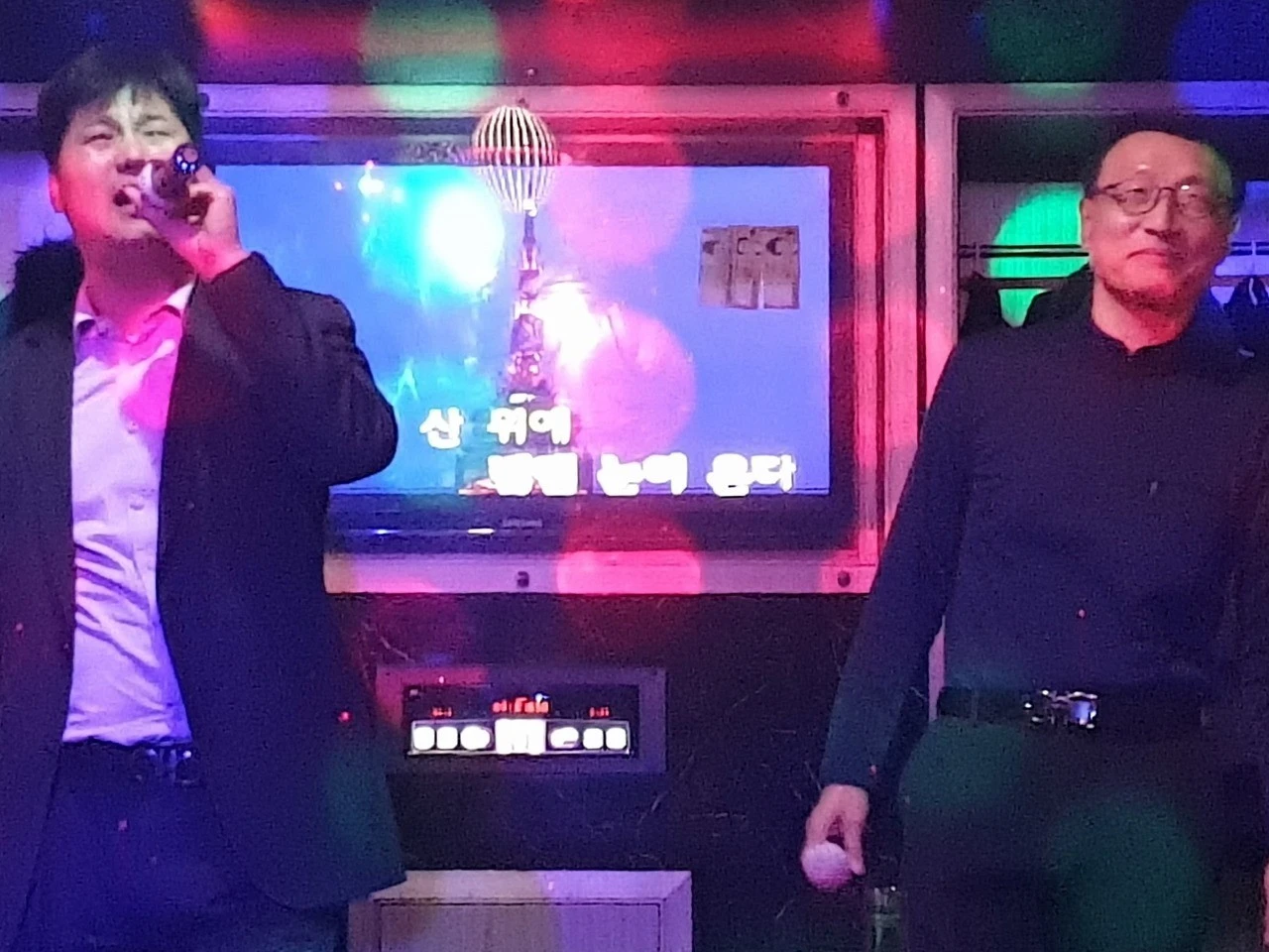 a_9g6Ud018svc1q6elg1bxrwmn_e9765c.jpg?type=e1920_std