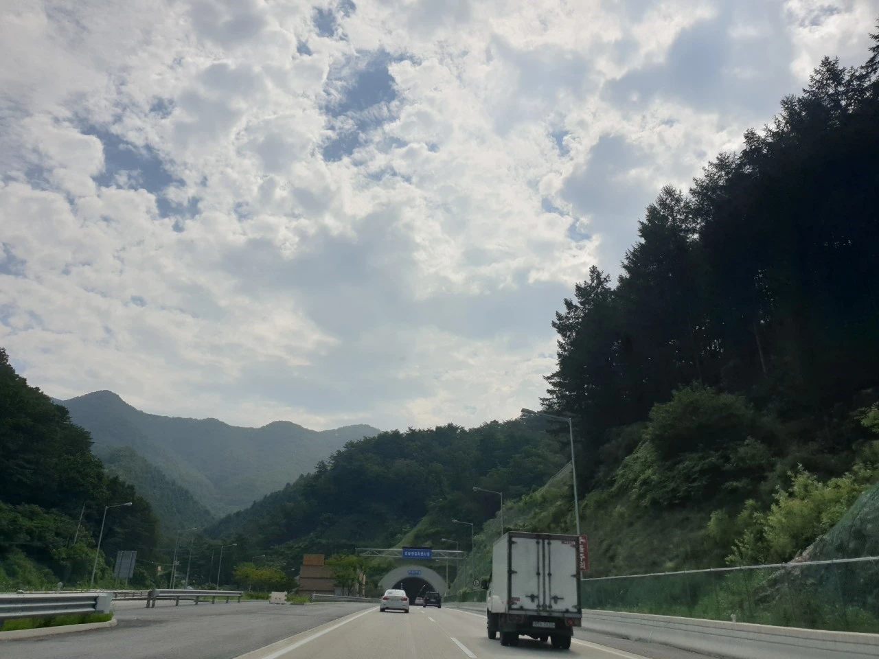 3_d9fUd018svctp6ks3o52sfk_e9765c.jpg?type=e1920_std