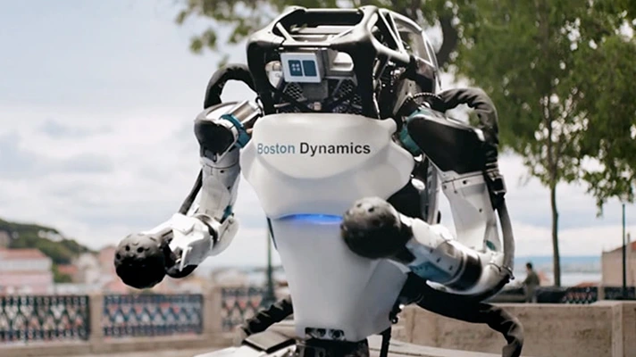 hyundai-robot-campaign3.jpeg
