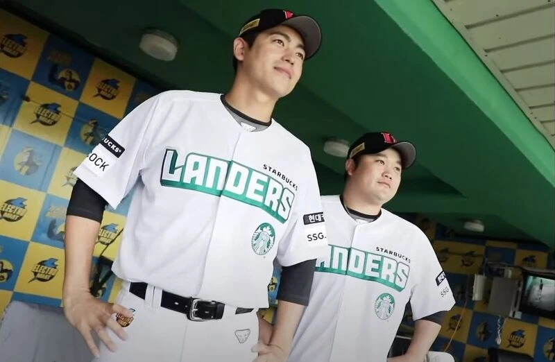 유니폼 출처_SSG 랜더스 유튜브  2.jpeg