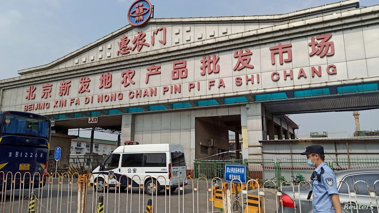 2020-06-13T094535Z_1446939703_RC298H95CU4E_RTRMADP_3_HEALTH-CORONAVIRUS-BEIJING.JPG?itok=6IQFQzOU