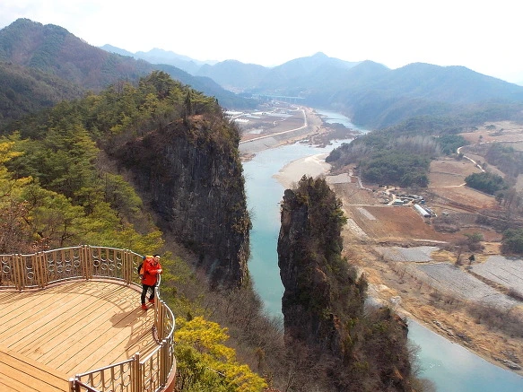 2772F04B5733310A166A2E