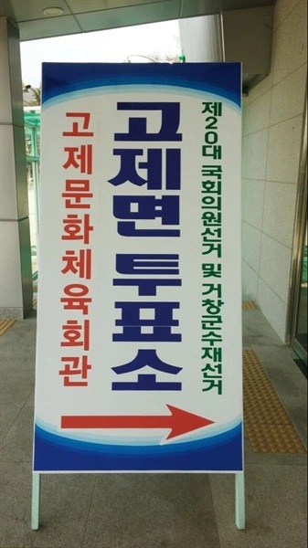 25700633570902BF0F5788