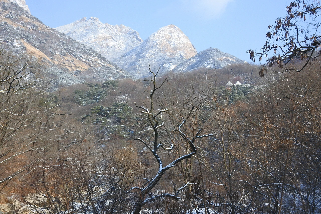 snow_bukhan_moutain_1.JPG