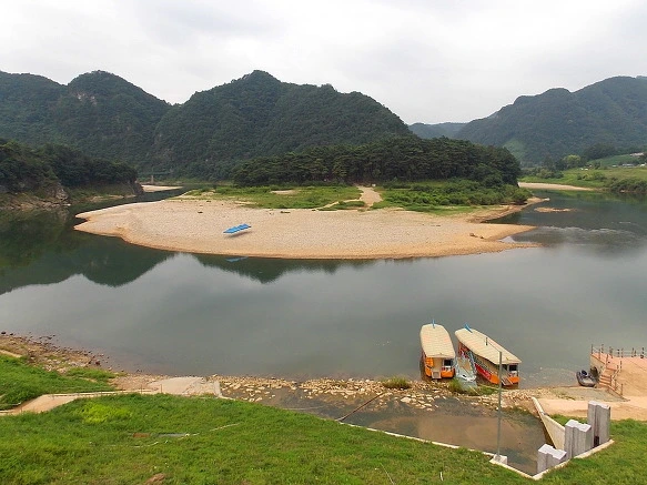 2402004B5733311106F807