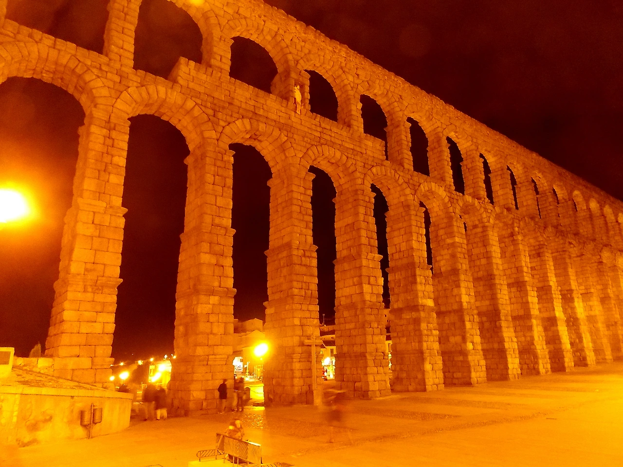 segovia_aqueduct_7.JPG