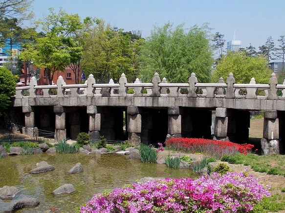 211E9E50570A59AF37B51F