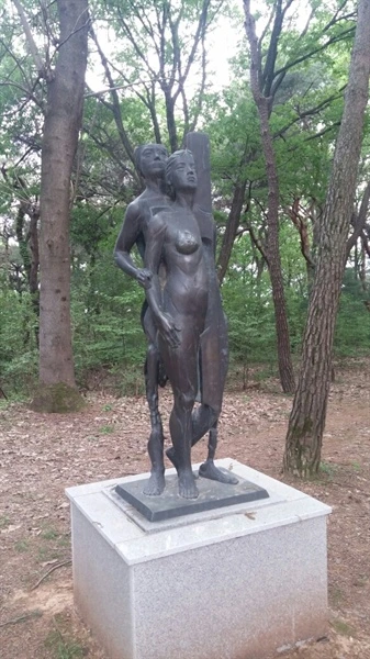 IE001957039_STD.jpg?type=w2