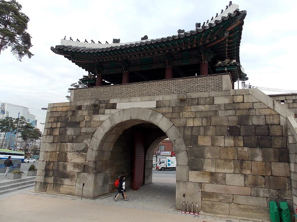 2625BE50570A59A62E9F3A