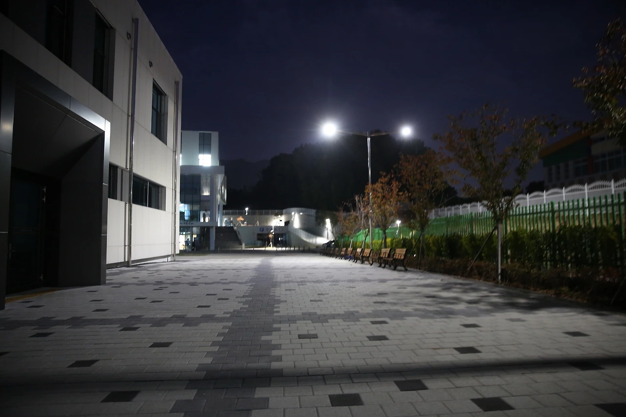 12. 해저문시간의 보령시립도서관의 풍경.JPG