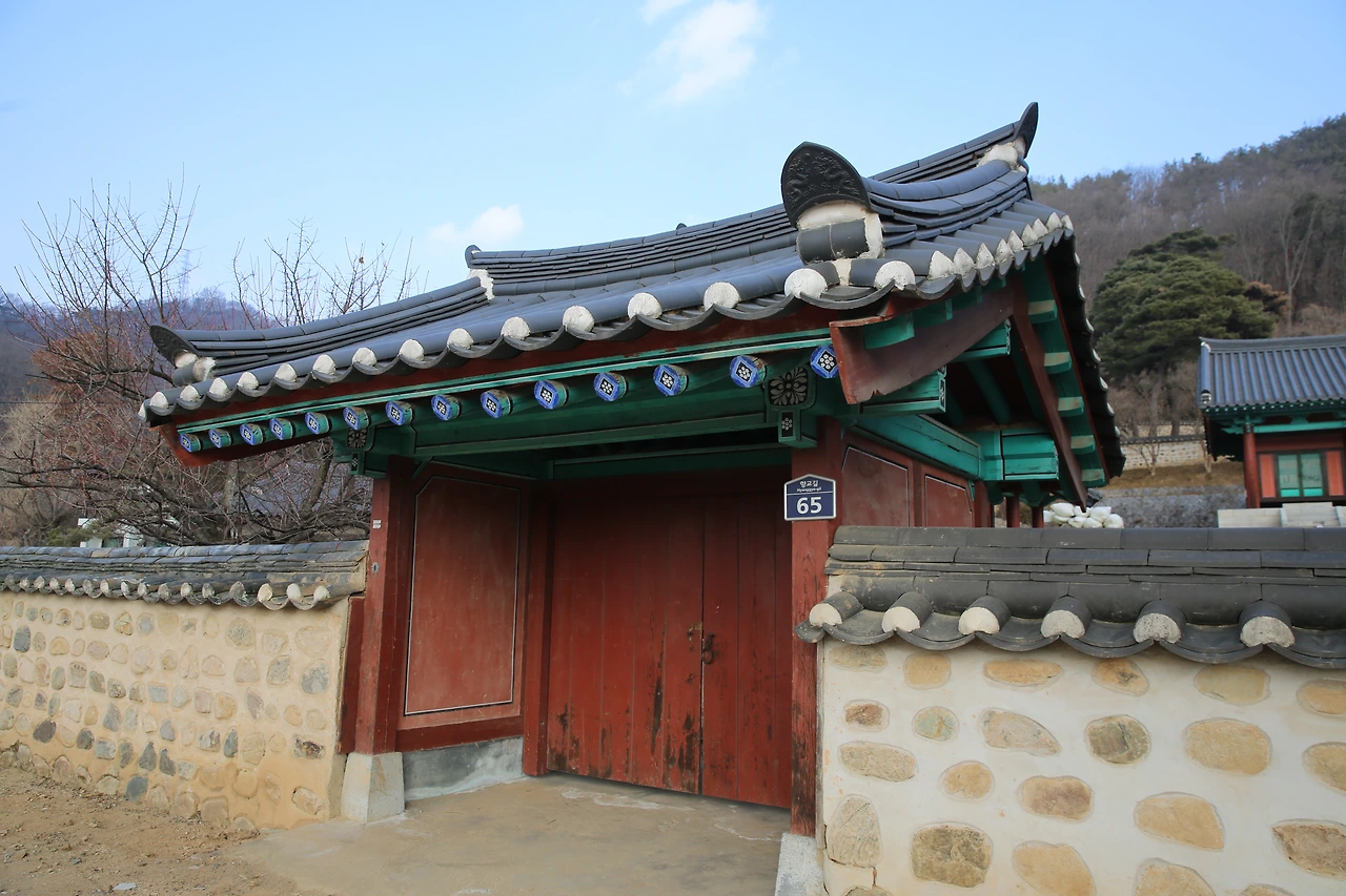 08. 안동향교로 들어가는 입구.JPG