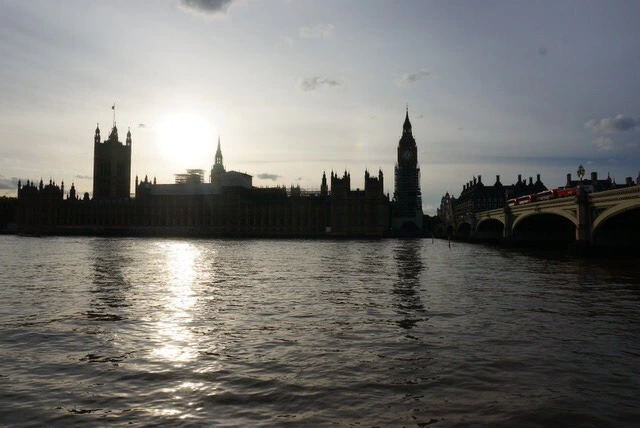 9966663359DB4EA31C32C8