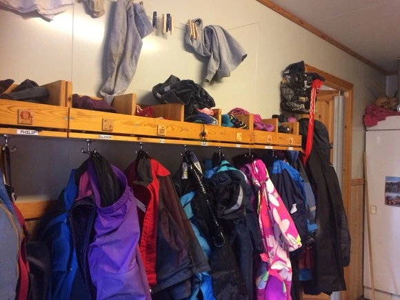 99A4253359F5A2340DE104