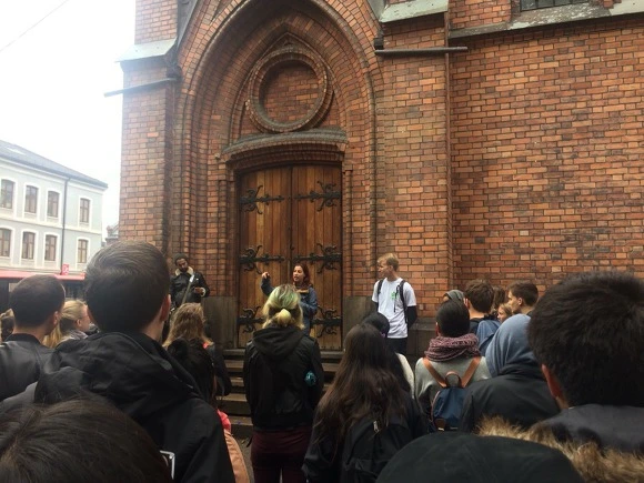 9921AE3359BFA97E1C2F12