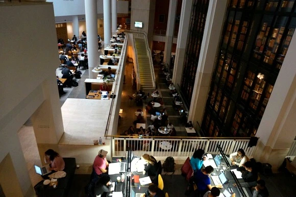 9909113359E39FA909C9DF