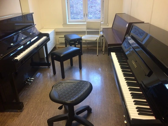 99D325335A082C443180EA