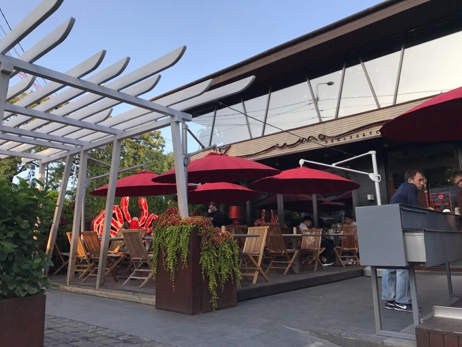 IMG_6826.jpg?type=w966