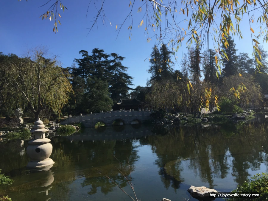 99E13E455AAB19B31FFEA3