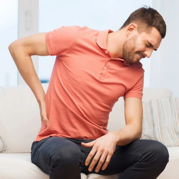back_pain_man_ThinkstockPhotos-511484476_square.jpg?type=w580