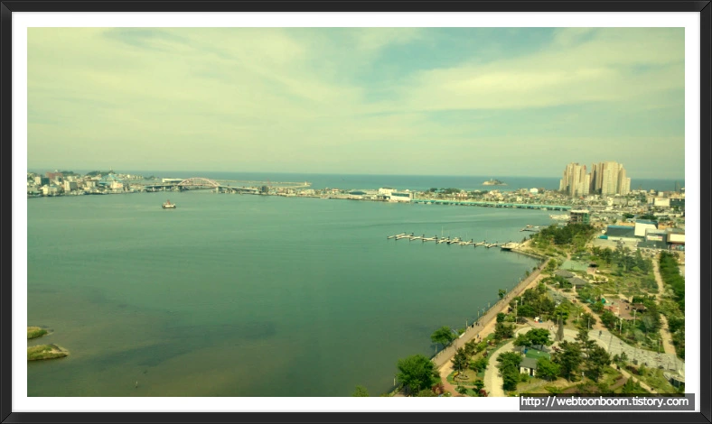 990BF1385AF28B8B3728B1