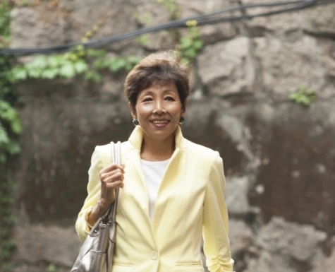 203992_330086_142.jpg?type=w1