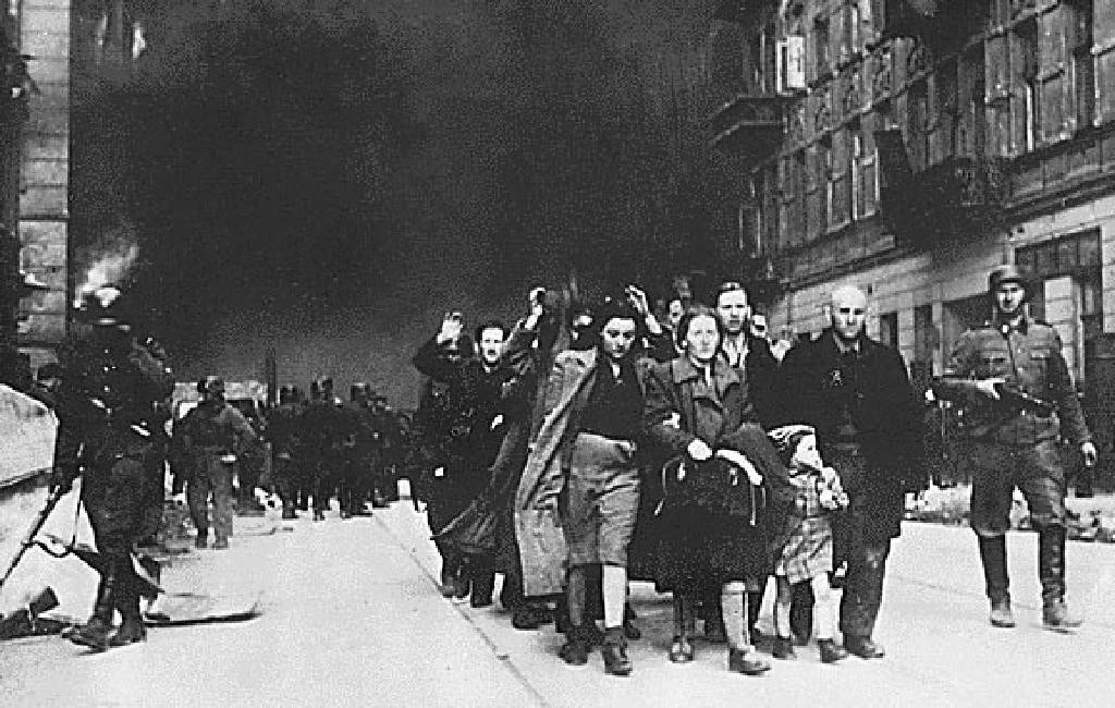 35113.jpg?type=m4500_4500_fst&amp;wm=N