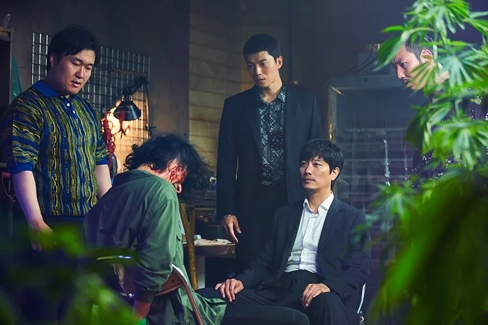 넷플릭스 모범가족 줄거리 후기 04.jpeg