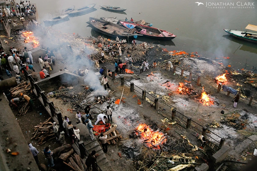 india-varanasi-city-of-light-banaras-ganges-holy-bodies-cremation-ghats-cremation.jpg?w=840