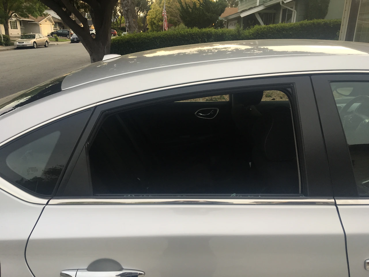 SSV trailer_TURO damage car.JPG