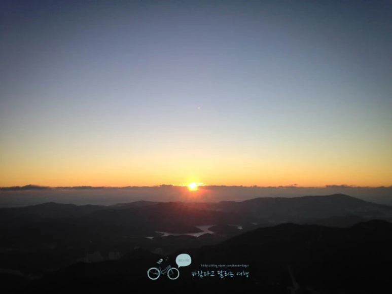 IMG_1371-_Wide1080mark%EB%B0%94%EB%9E%8C.jpg?type=w773