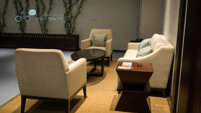 _1020609_Edit_Wide1080mark_%EB%B0%94%EB%9E%8C.jpg?type=w773