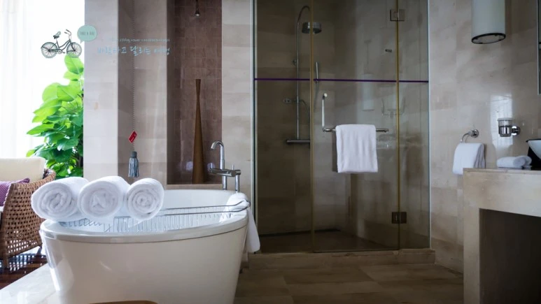 _1020530_Edit_Wide1080mark_%EB%B0%94%EB%9E%8C.jpg?type=w773