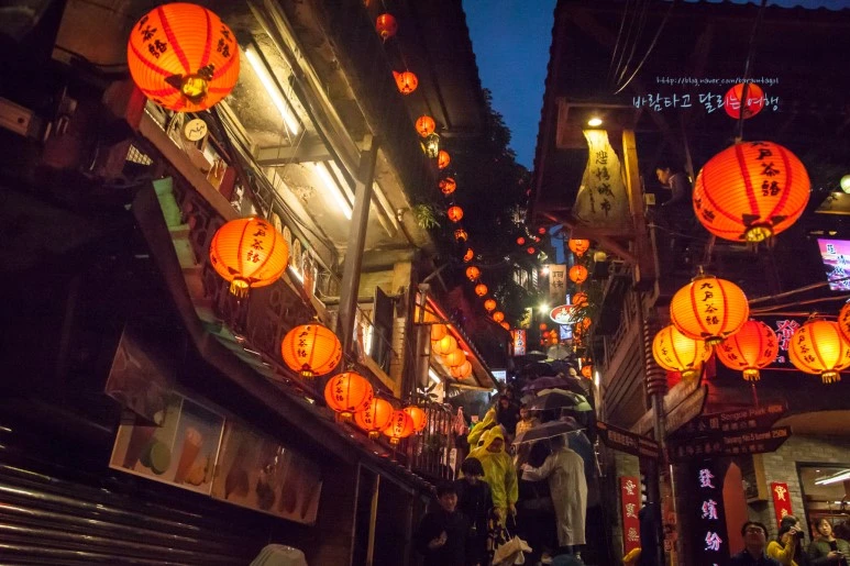 5D_IMG_1532_Short1200mark%EB%B0%94%EB%9E%8C.jpg?type=w773