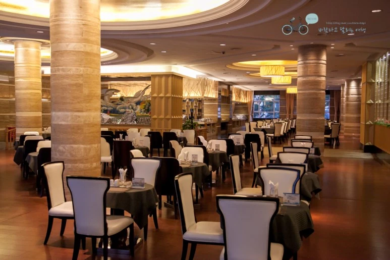 IMG_0851_Wide1080mark%EB%B0%94%EB%9E%8C.jpg?type=w773