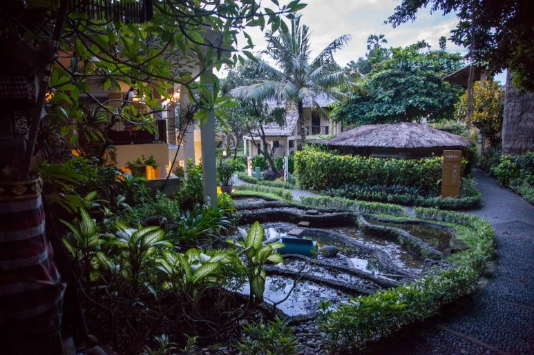 5D_IMG_1654_Short1200mark%EB%B0%94%EB%9E%8C.jpg?type=w773