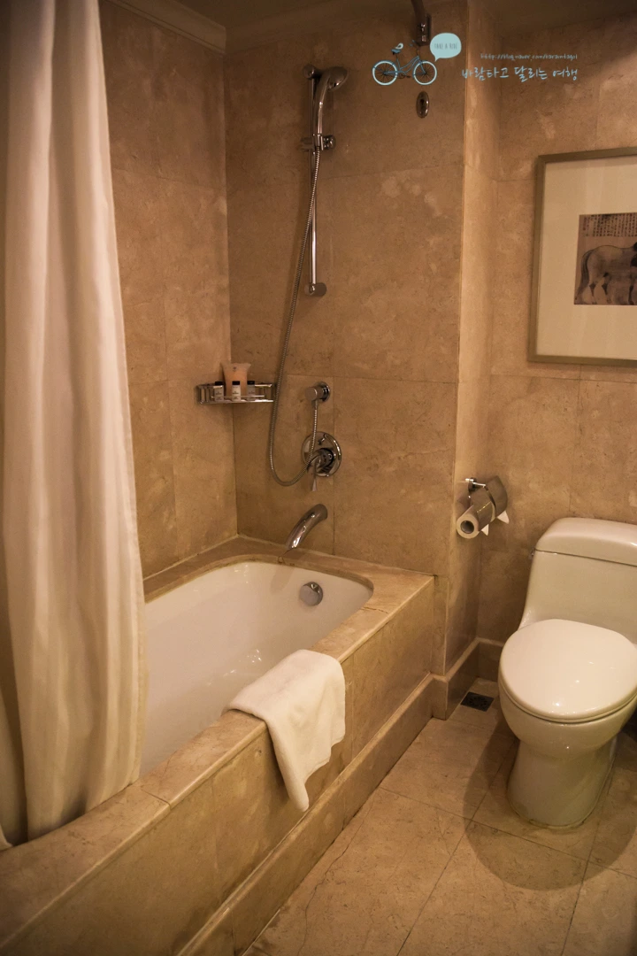 IMG_0568_Wide1080mark%EB%B0%94%EB%9E%8C.jpg?type=w773