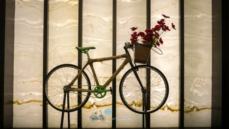 _1040511_Edit-_Wide1080mark%EB%B0%94%EB%9E%8C.jpg?type=w773