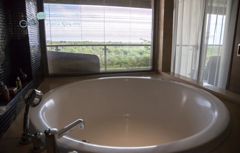 IMG_0468_Wide1080mark%EB%B0%94%EB%9E%8C%ED%83%80%EA%B3%A0-2.jpg?type=w773