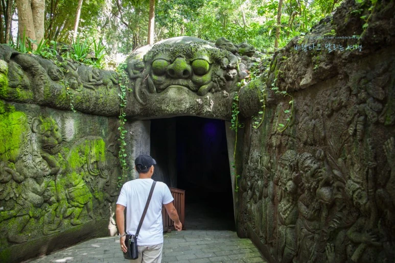 5D_IMG_1703_Short1200mark%EB%B0%94%EB%9E%8C.jpg?type=w773