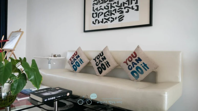 _1040403_Edit-_Wide1080mark%EB%B0%94%EB%9E%8C.jpg?type=w773