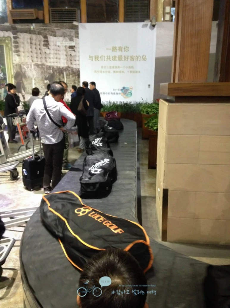 IMG_1020_Edit-_Wide1080mark%EB%B0%94%EB%9E%8C.jpg?type=w773