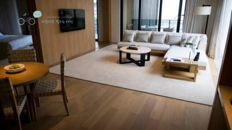 _1040915_wide1080mark.jpg?type=w773