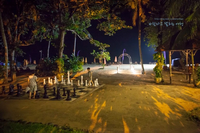 5D_IMG_1624_Short1200mark%EB%B0%94%EB%9E%8C.jpg?type=w773