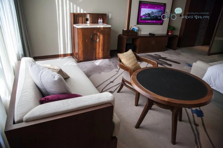 IMG_1557_Wide1080mark%EB%B0%94%EB%9E%8C.jpg?type=w773