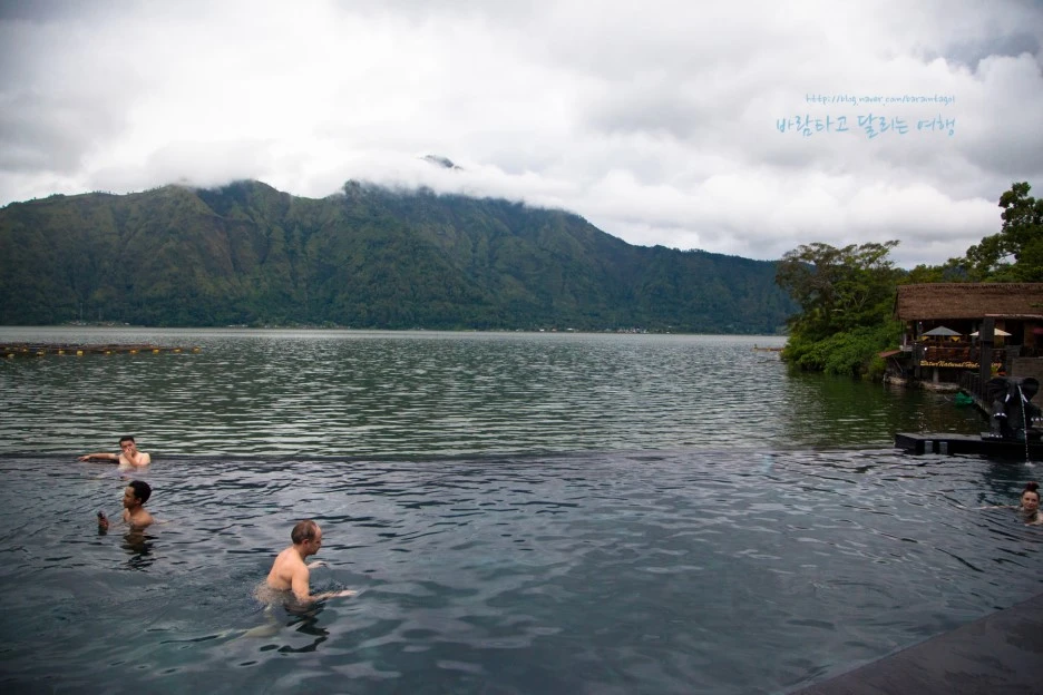 5D_IMG_1873_Short1200mark%EB%B0%94%EB%9E%8C.jpg?type=w1