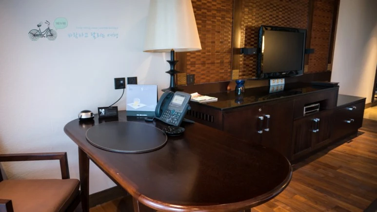 _1010594_wide1080_Wide1080mark_%EB%B0%94%EB%9E%8C.jpg?type=w773