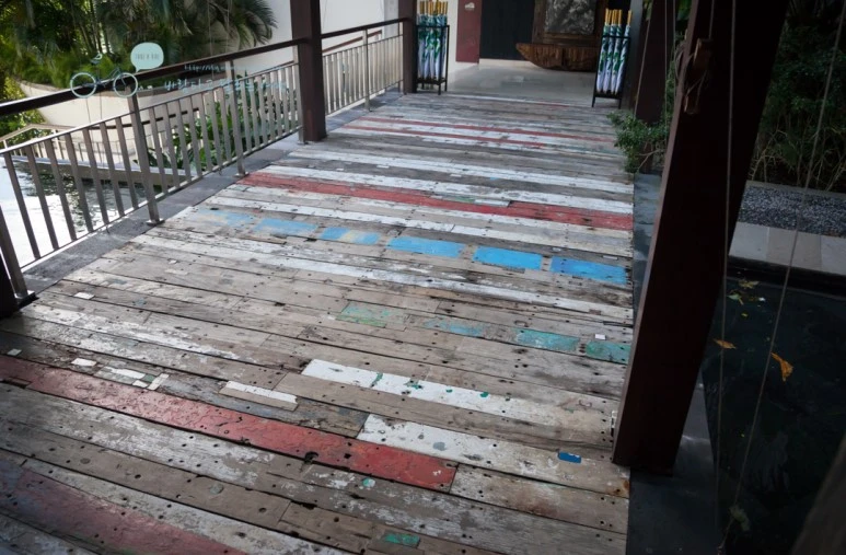 IMG_0488%EB%A1%9C%EB%B9%84_%EA%B0%9D%EC%8B%A4_%EC%97%B0%EA%B2%B0_%ED%86%B5%EB%A1%9C_Wide1080mark%EB%B0%94%EB%9E%8C%ED%83%80%EA%B3%A0.jpg?type=w773