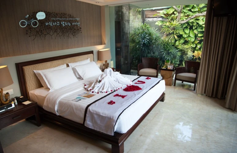 IMG_0327_Wide1080mark%EB%B0%94%EB%9E%8C%ED%83%80%EA%B3%A0.jpg?type=w773