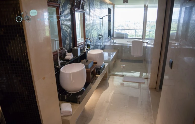 IMG_0467_Wide1080mark%EB%B0%94%EB%9E%8C%ED%83%80%EA%B3%A0-2.jpg?type=w773